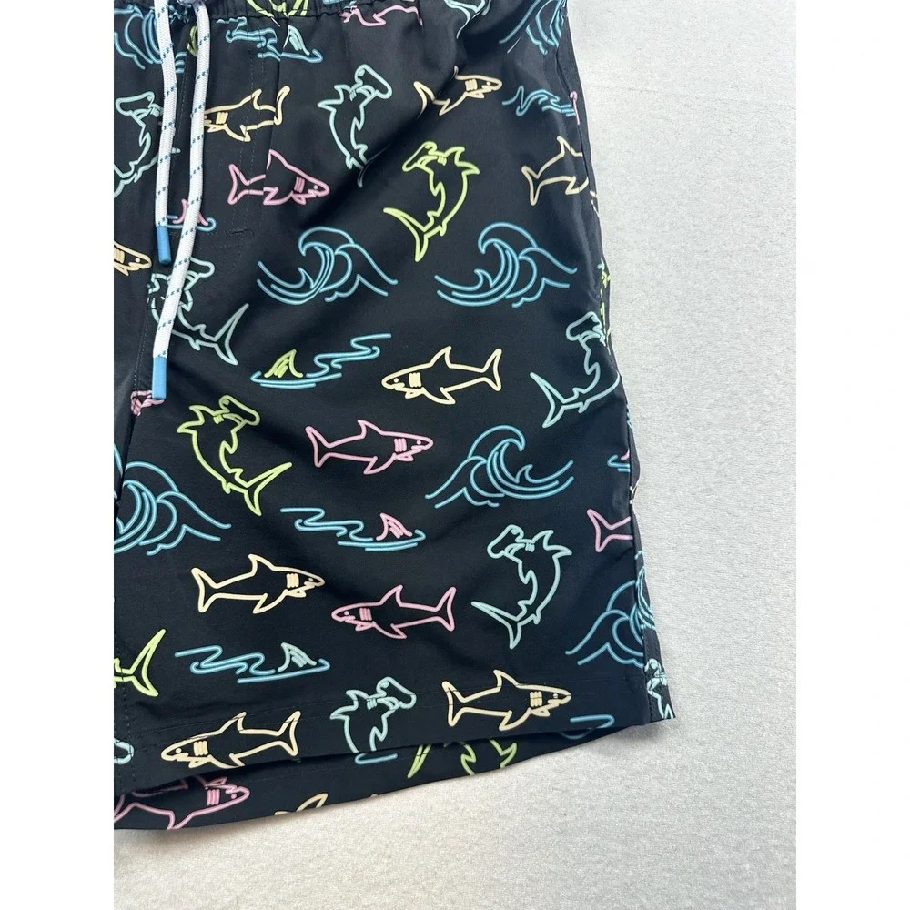 Member's Mark Men's Resort Swim‎ Trunks Small  Dolphin & Alligator Print